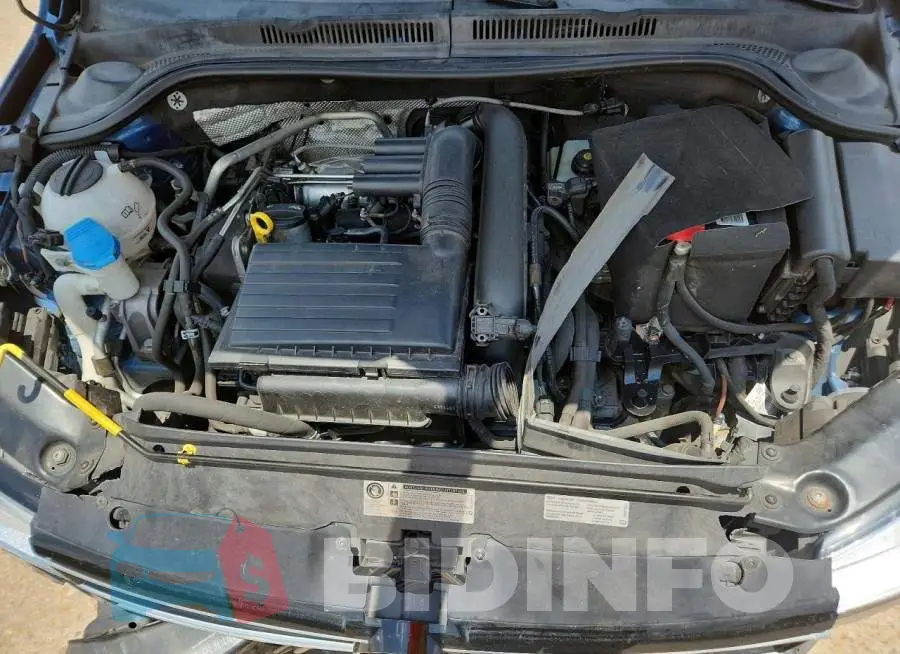 3VW2B7AJ0HM410922 Photo# 11