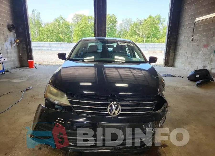 3VW2B7AJ4HM322116 Photo# 5
