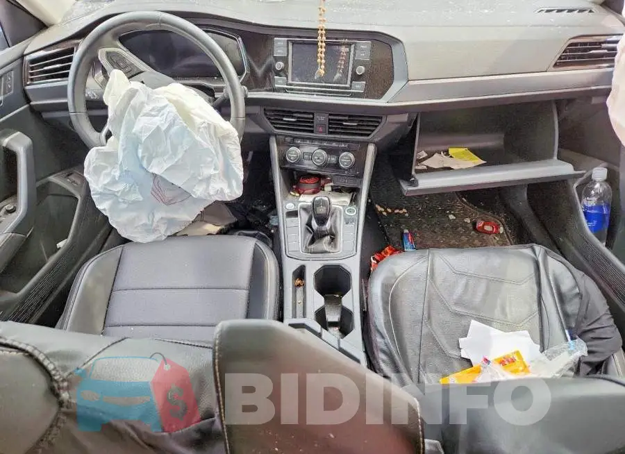 3VW7M7BU1RM054846 Photo# 8