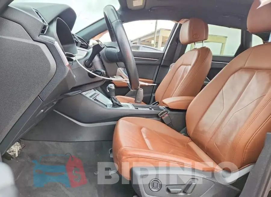 WA1EECF37L1027263 Photo# 7
