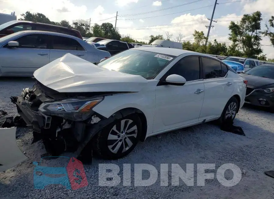 1N4BL4BV1LC285137 Photo# 1