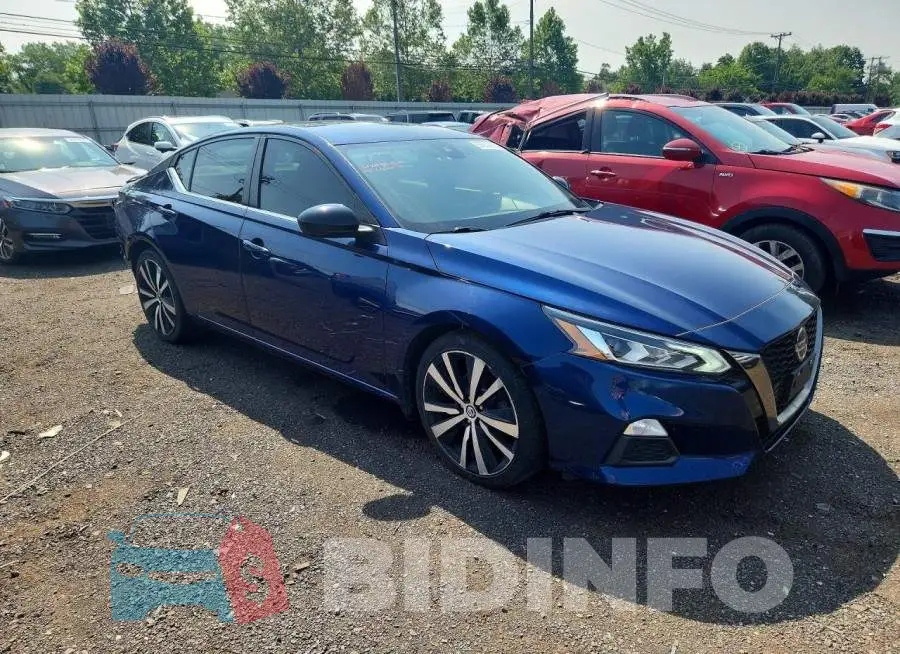 1N4BL4CV2LC215130 Photo# 4