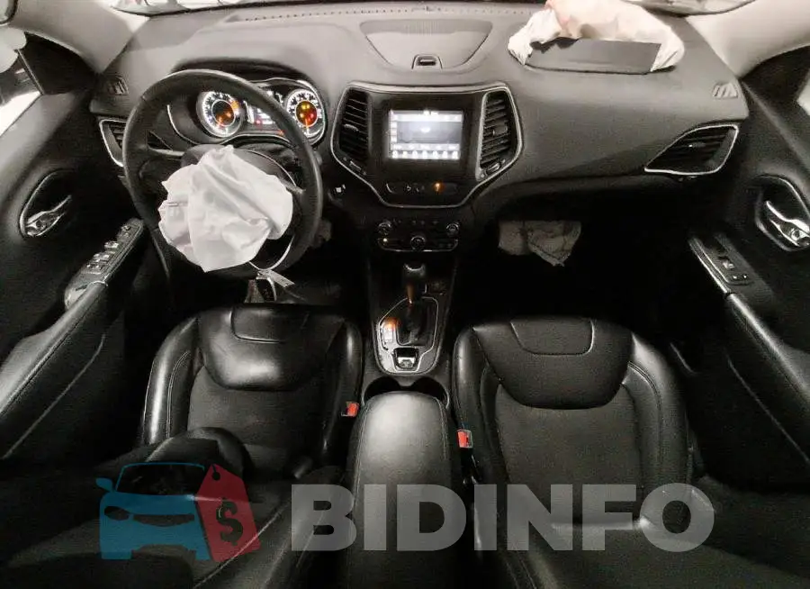 1C4PJLLB6MD221255 Photo# 8