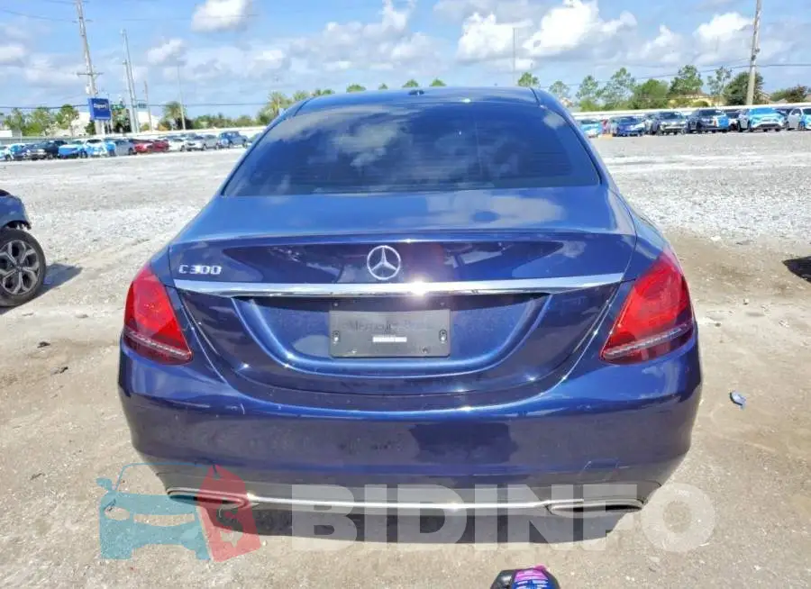 55SWF8DB1KU310566 Photo# 6