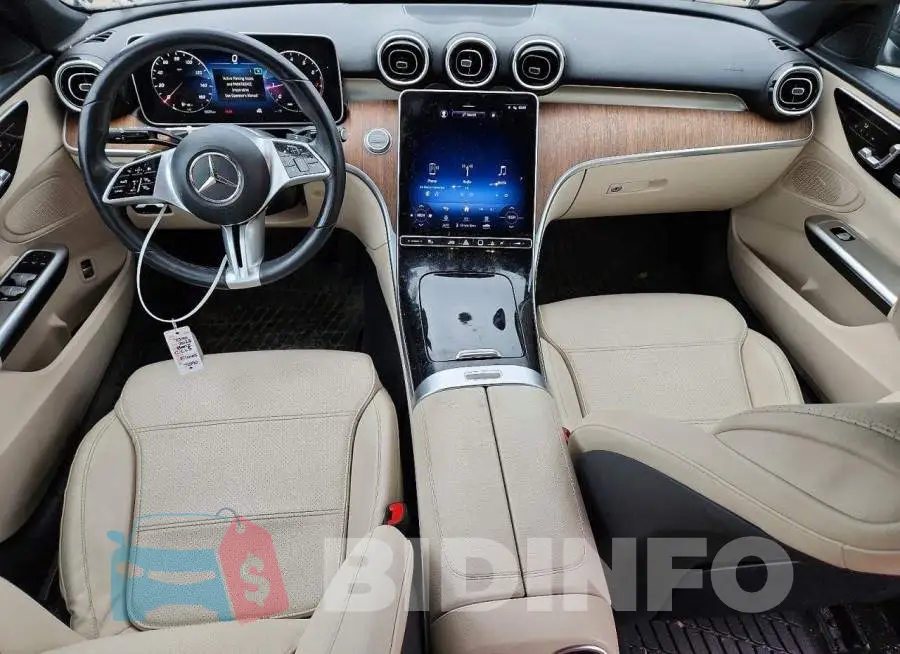 W1KAF4HB4PR145117 Photo# 8