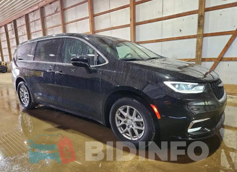 2C4RC1BG4TR201635 Photo# 4