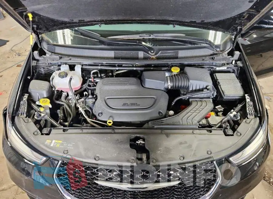 2C4RC1BGXTR167488 Photo# 12