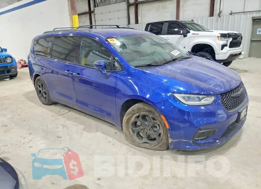 2C4RC1L77MR536274 Photo# 4