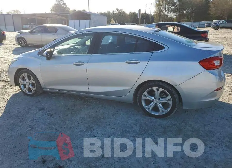 1G1BF5SM5H7220153 Photo# 2