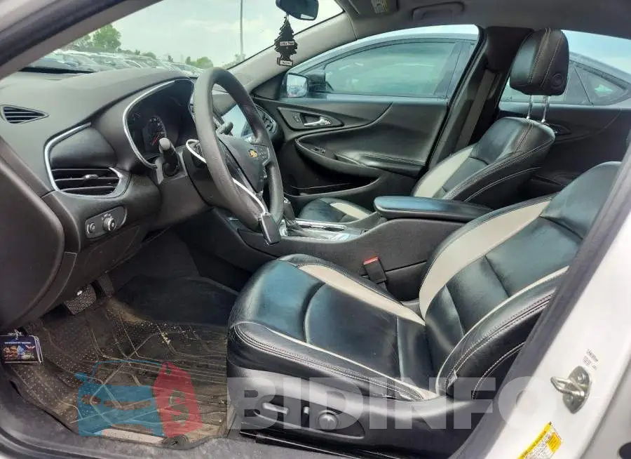 1G1ZD5ST2KF130256 Photo# 7