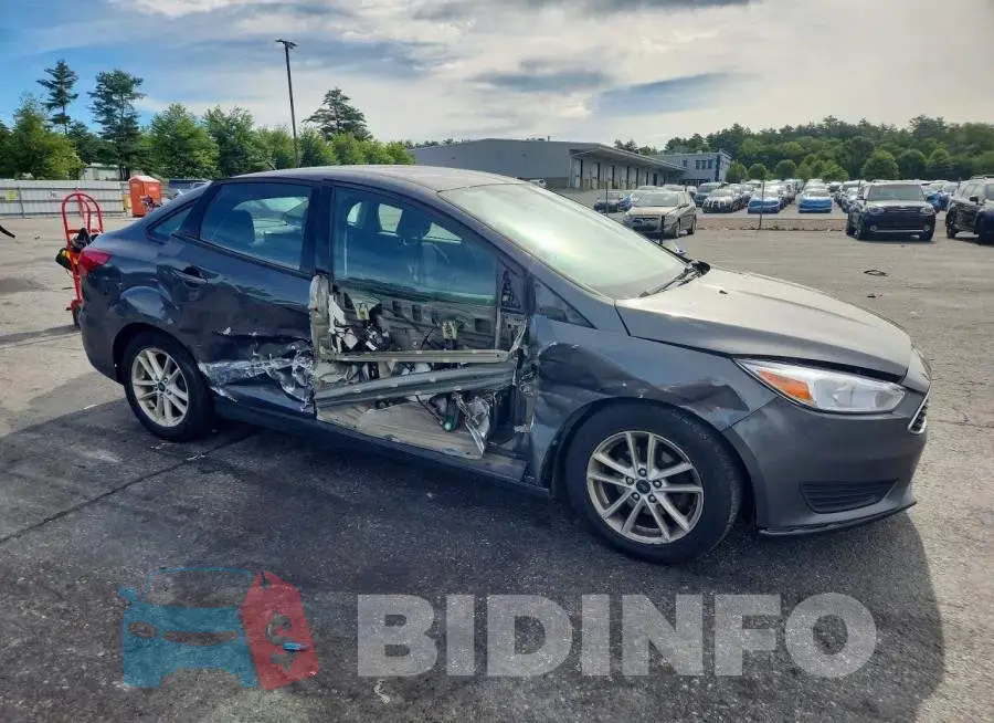 1FADP3F26HL293622 Photo# 4