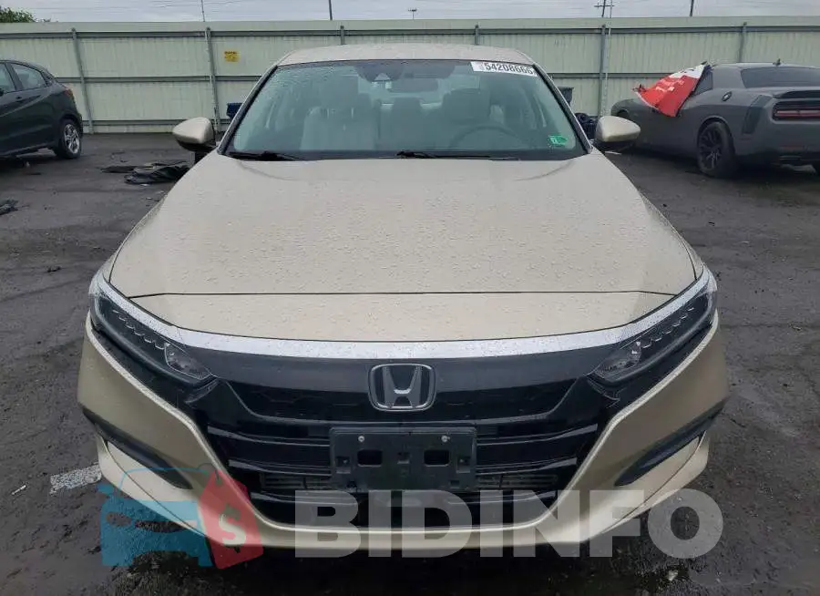 1HGCV1F17JA211519 Photo# 5