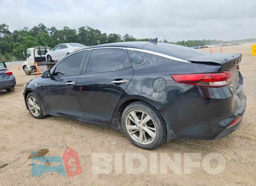 5XXGT4L36JG223811 Photo# 2
