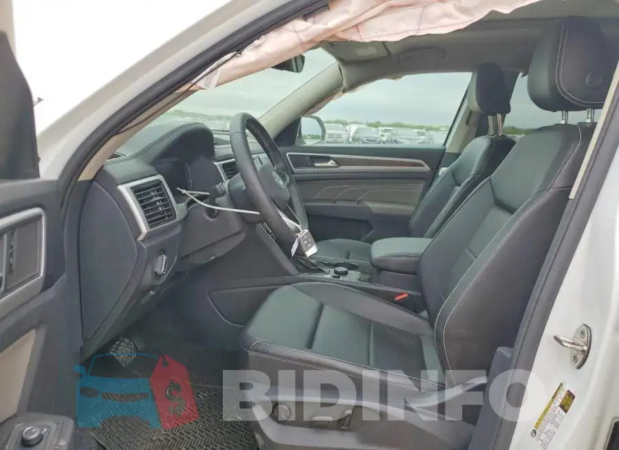 1V2KR2CA9PC551517 Photo# 7