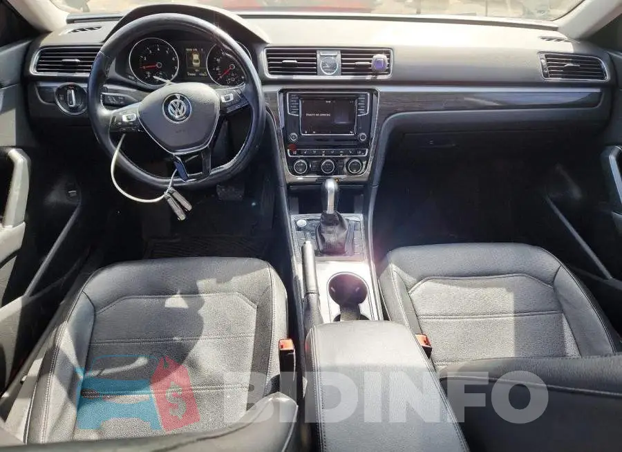 1VWGT7A36HC077907 Photo# 8
