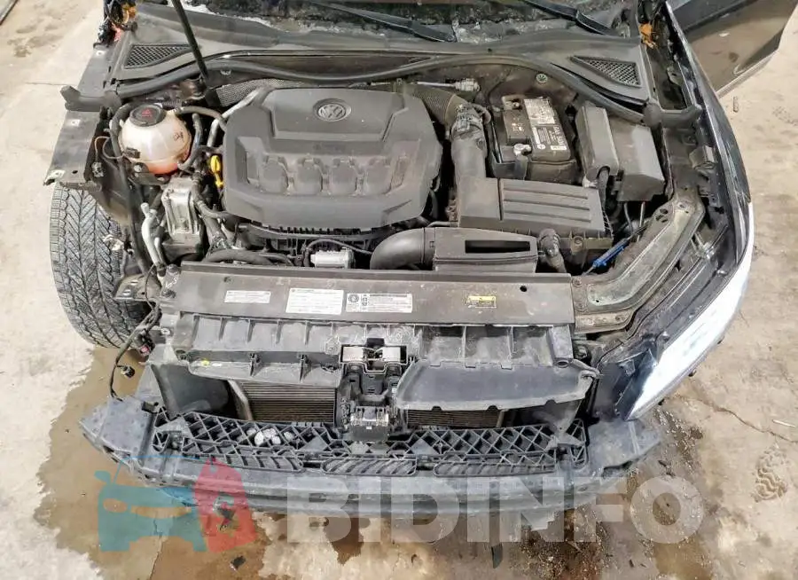 1VWMA7A36KC001099 Photo# 11