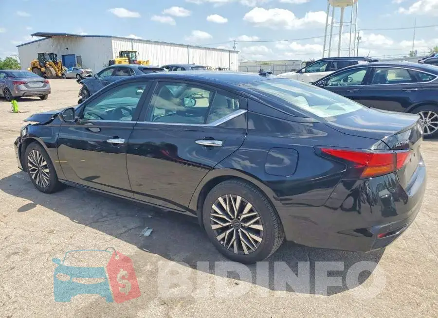 1N4BL4DVXSN314666 Photo# 2