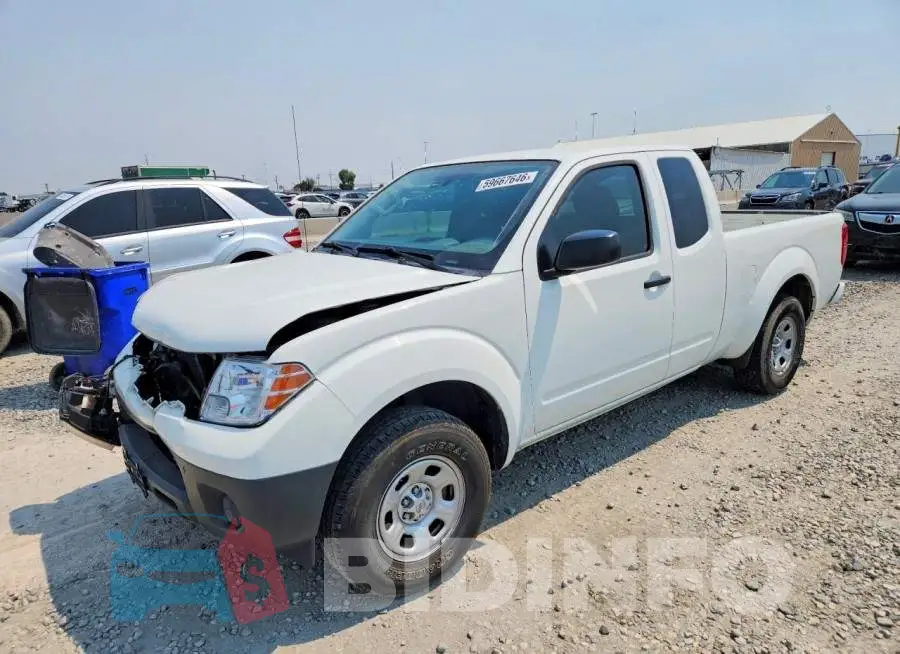 1N6BD0CT9JN704718 Photo# 1