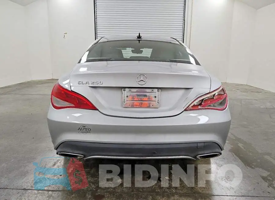 WDDSJ4EB9JN545504 Photo# 6