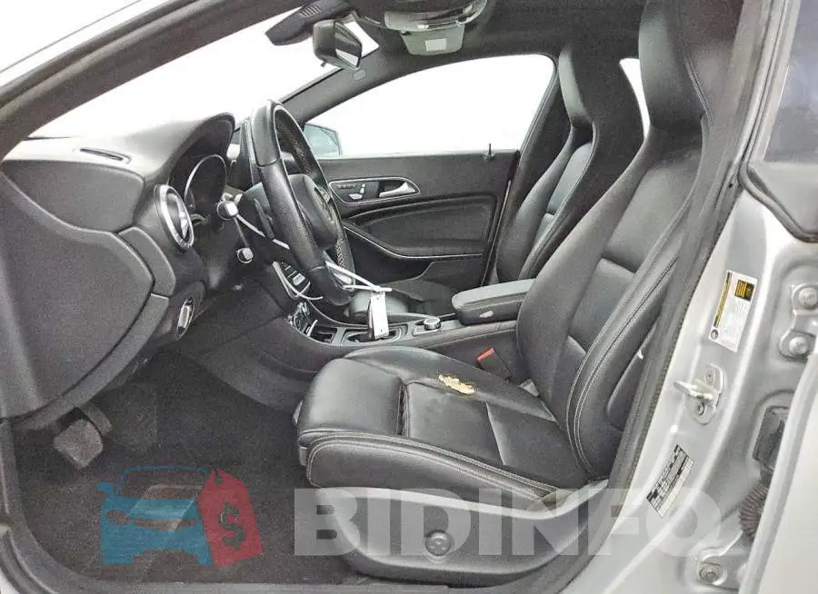 WDDSJ4EB9JN545504 Photo# 7