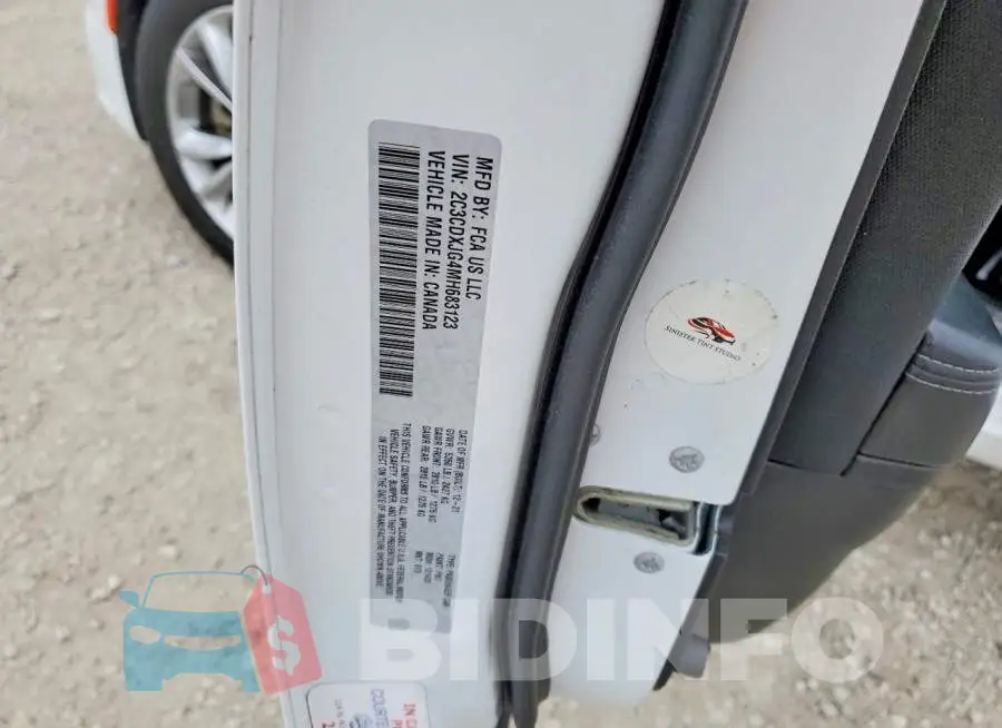 2C3CDXJG4MH683123 Photo# 12