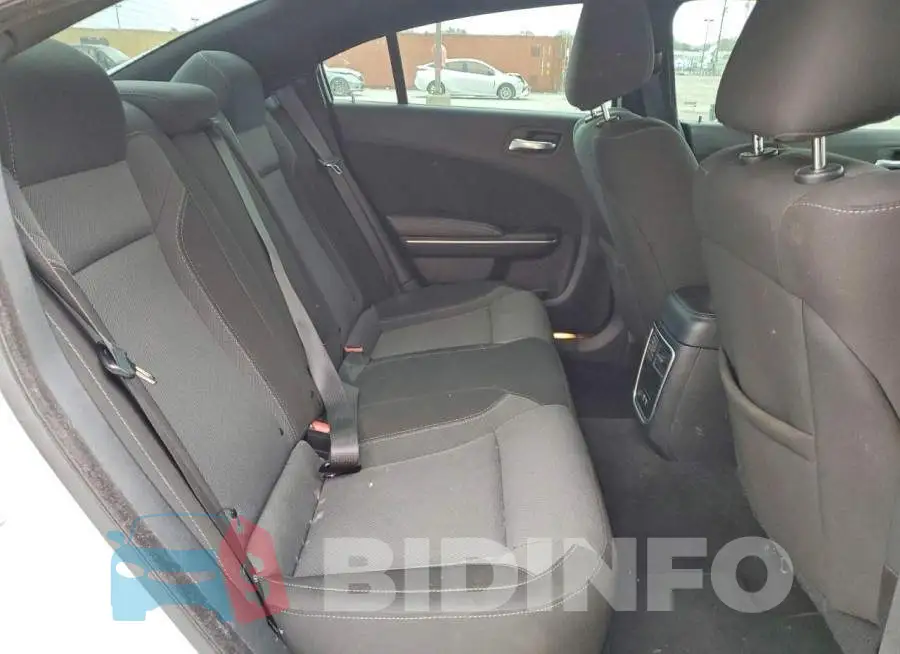 2C3CDXJG4MH683123 Photo# 10