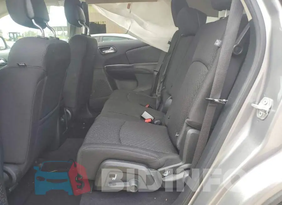 3C4PDCABXJT517847 Photo# 11