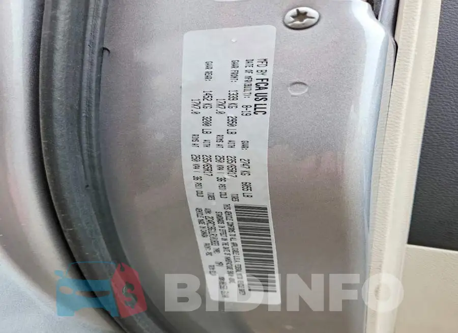 2C4RC1BG1LR101833 Photo# 13