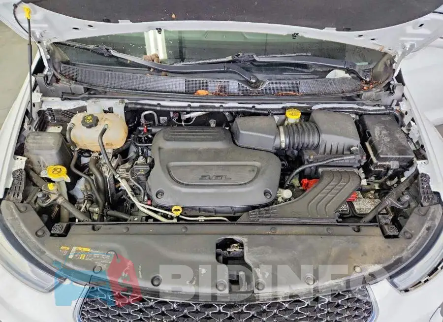 2C4RC1FG7NR158051 Photo# 12