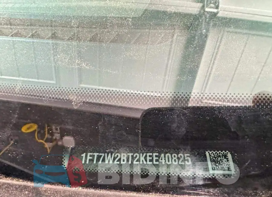 1FT7W2BT2KEE40825 Photo# 10