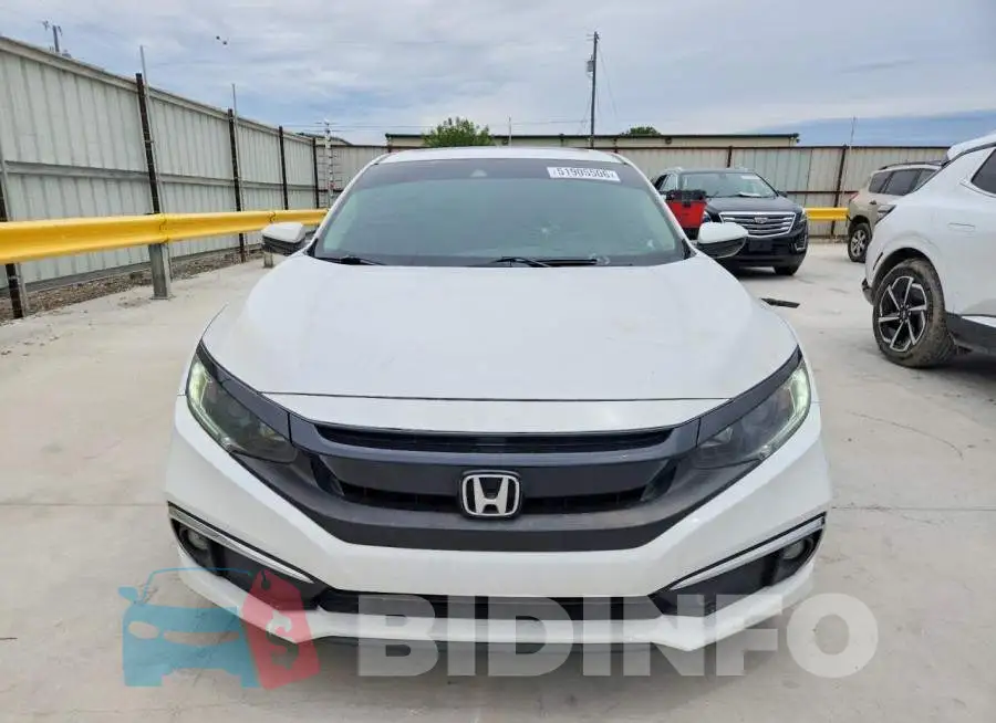19XFC1F33KE206027 Photo# 5