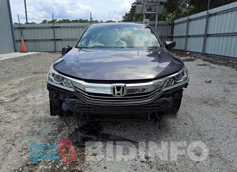 1HGCR2F55HA163610 Photo# 5