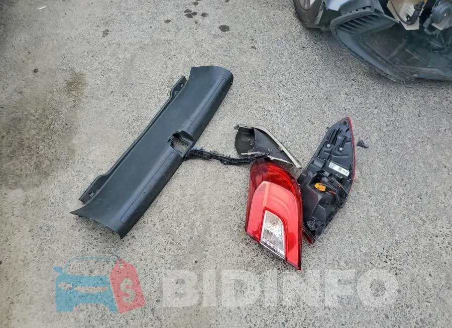 1HGCV1F39JA091871 Photo# 12