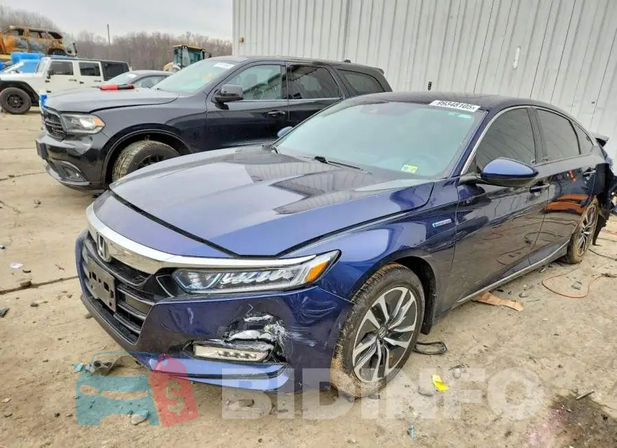 1HGCV3F57JA009875 Photo# 1