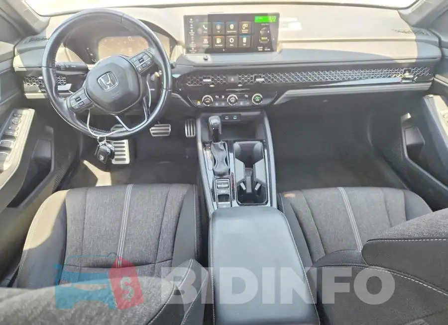 1HGCY2F58RA092004 Photo# 8