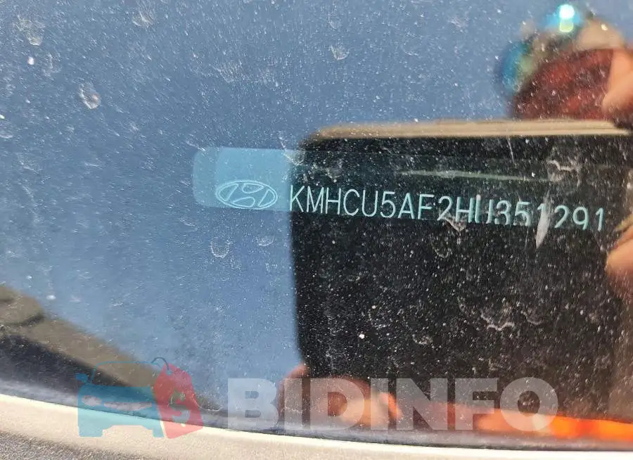 KMHCU5AE2HU351291 Photo# 12