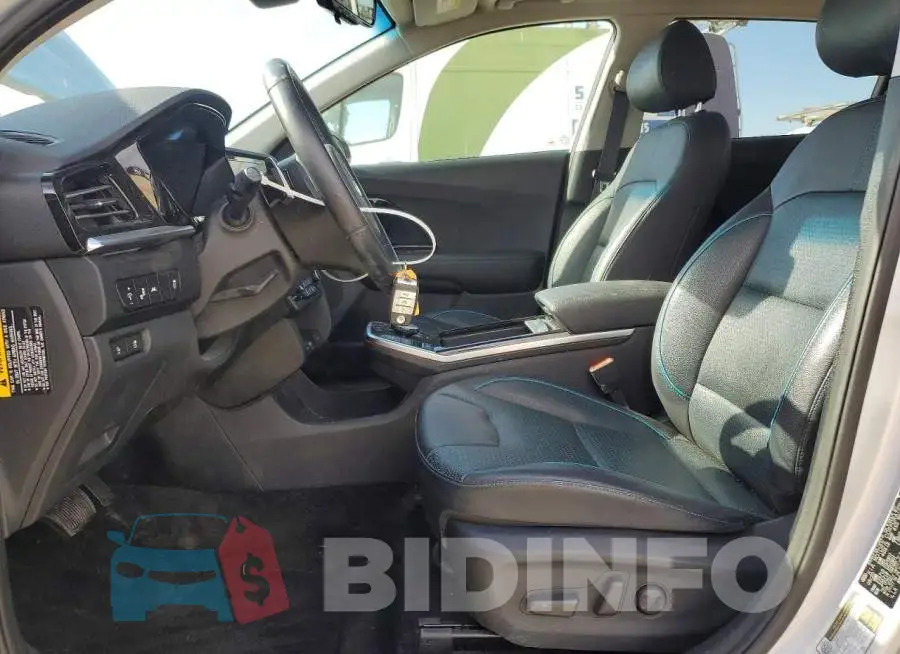 KNDCE3LG1L5061454 Photo# 7