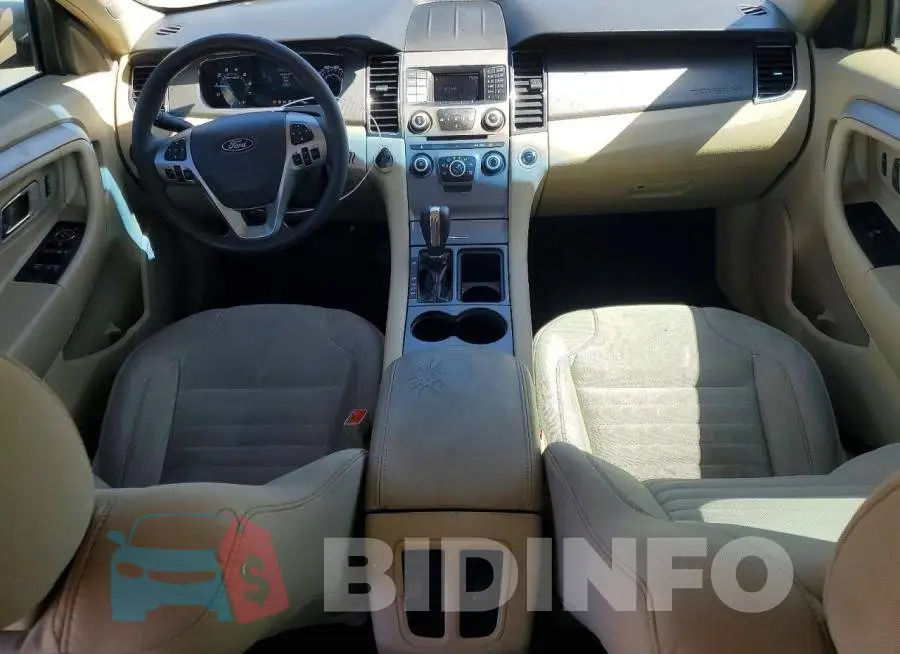 1FAHP2D88JG137311 Photo# 8