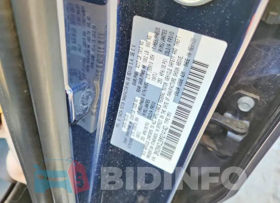 3MVDMACL6MM214140 Photo# 13