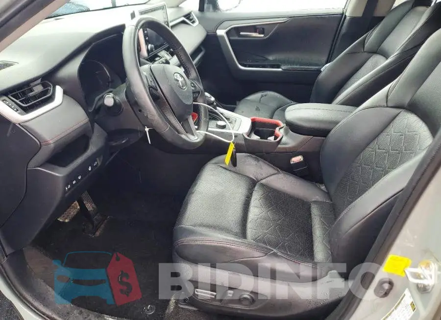 2T3J1RFV4LC106431 Photo# 7