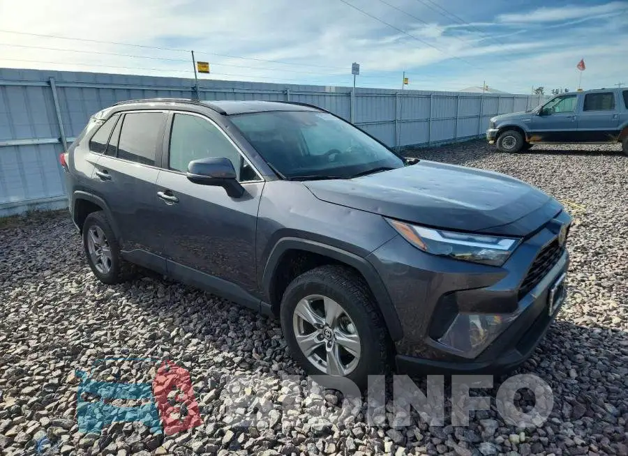 2T3P1RFV6NC302433 Photo# 4