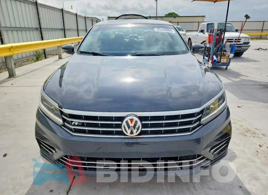 1VWDT7A34HC072174 Photo# 5