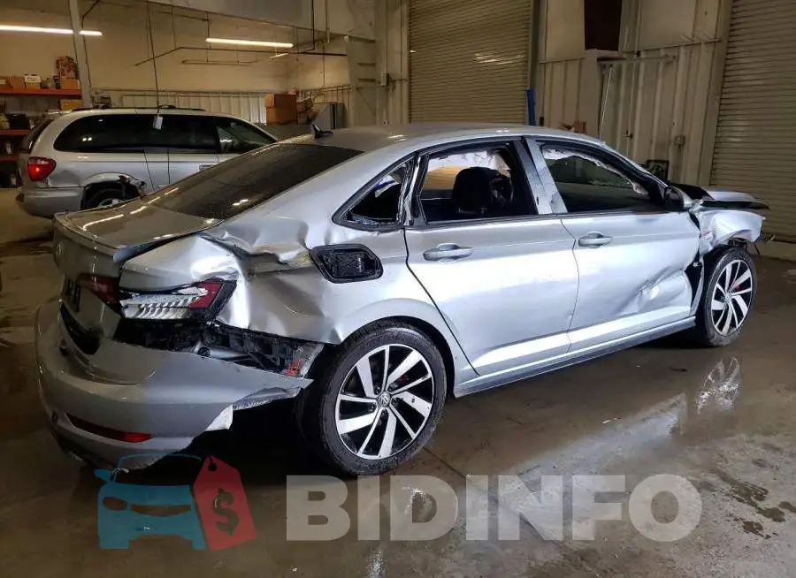 3VW5T7BU1LM045887 Photo# 3