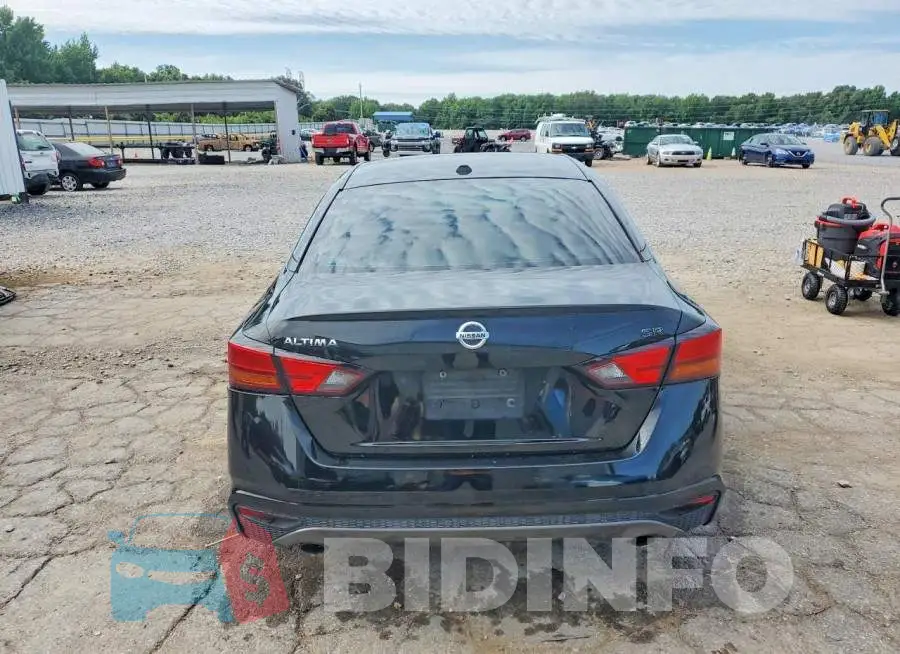 1N4BL4CV9KC165065 Photo# 6