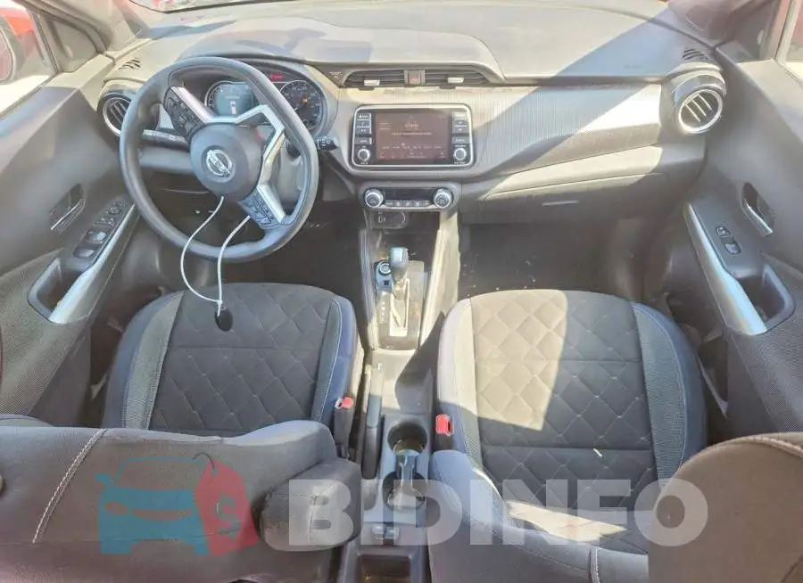 3N1CP5CU8JL511337 Photo# 8