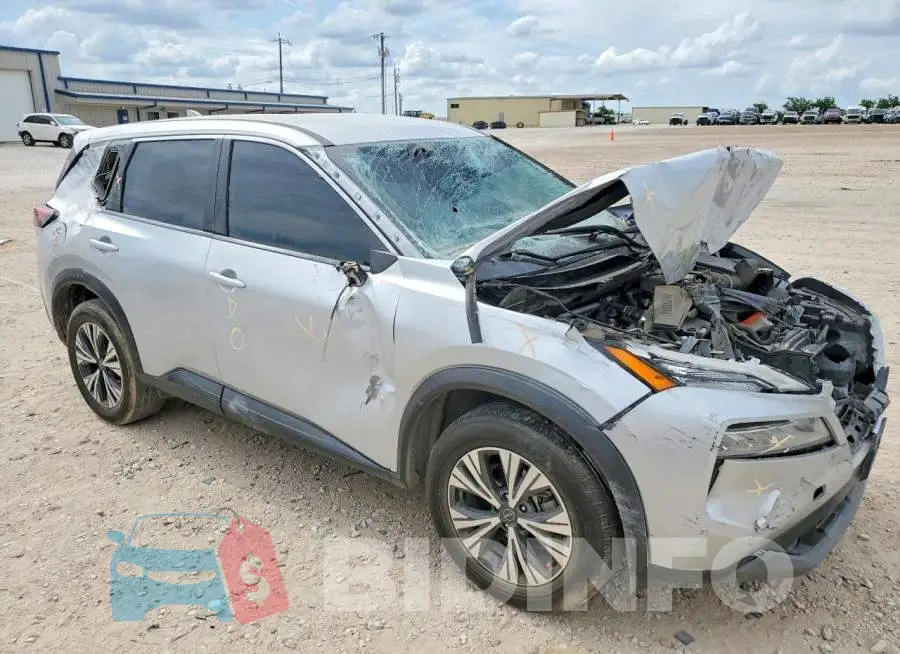 5N1BT3BA5PC792738 Photo# 4