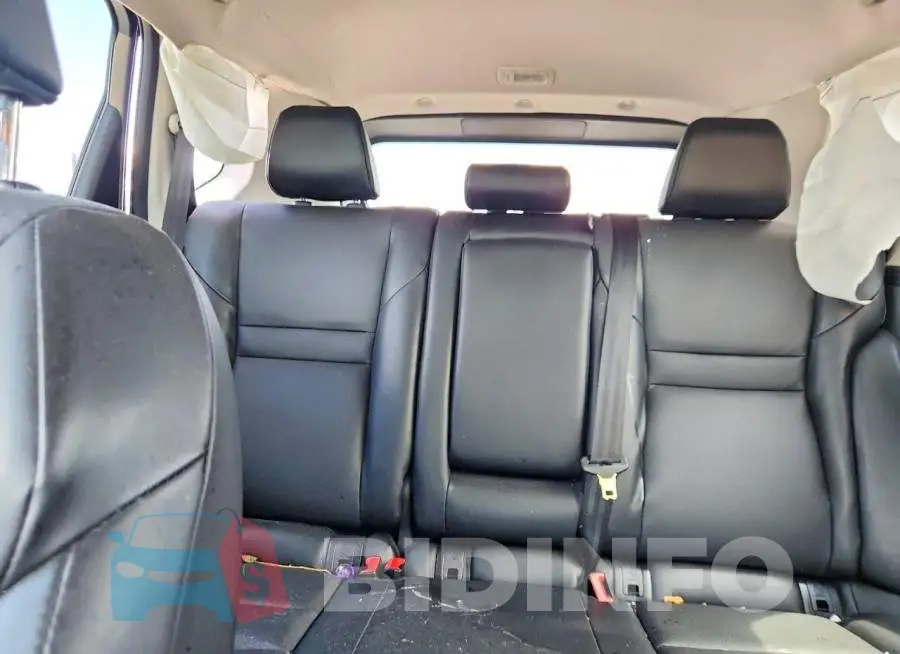 5N1BT3BA6SC675629 Photo# 10