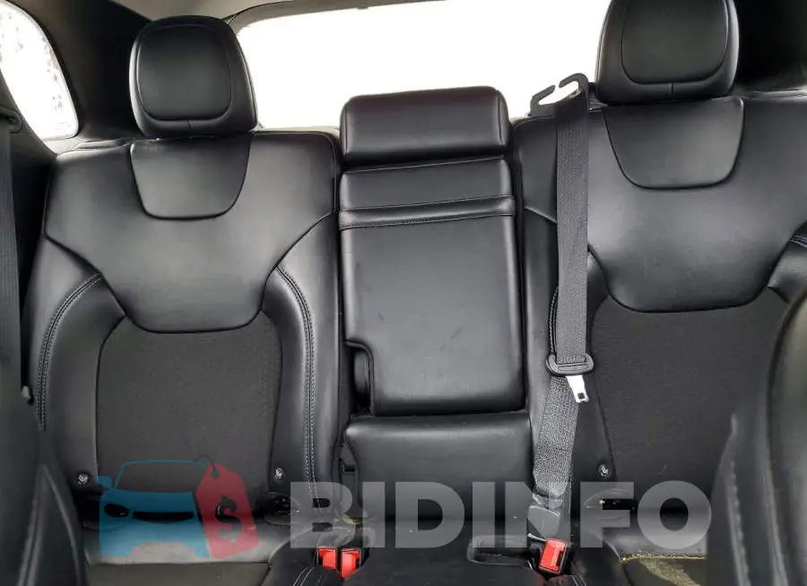 1C4PJMLX2KD113584 Photo# 10