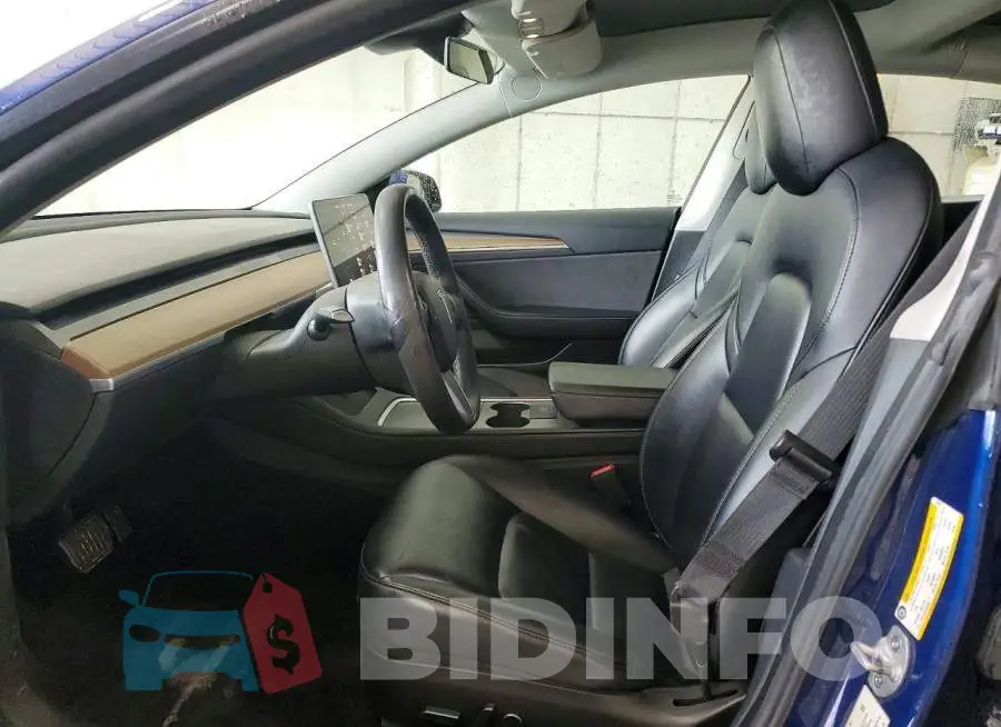 5YJ3E1EAXNF370807 Photo# 7