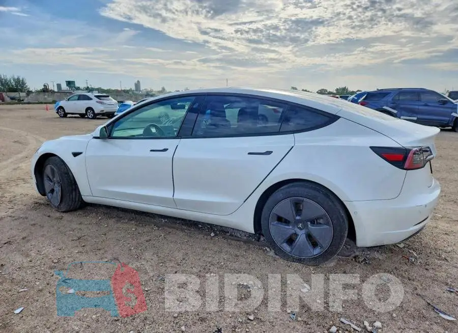5YJ3E1EB0NF110781 Photo# 2